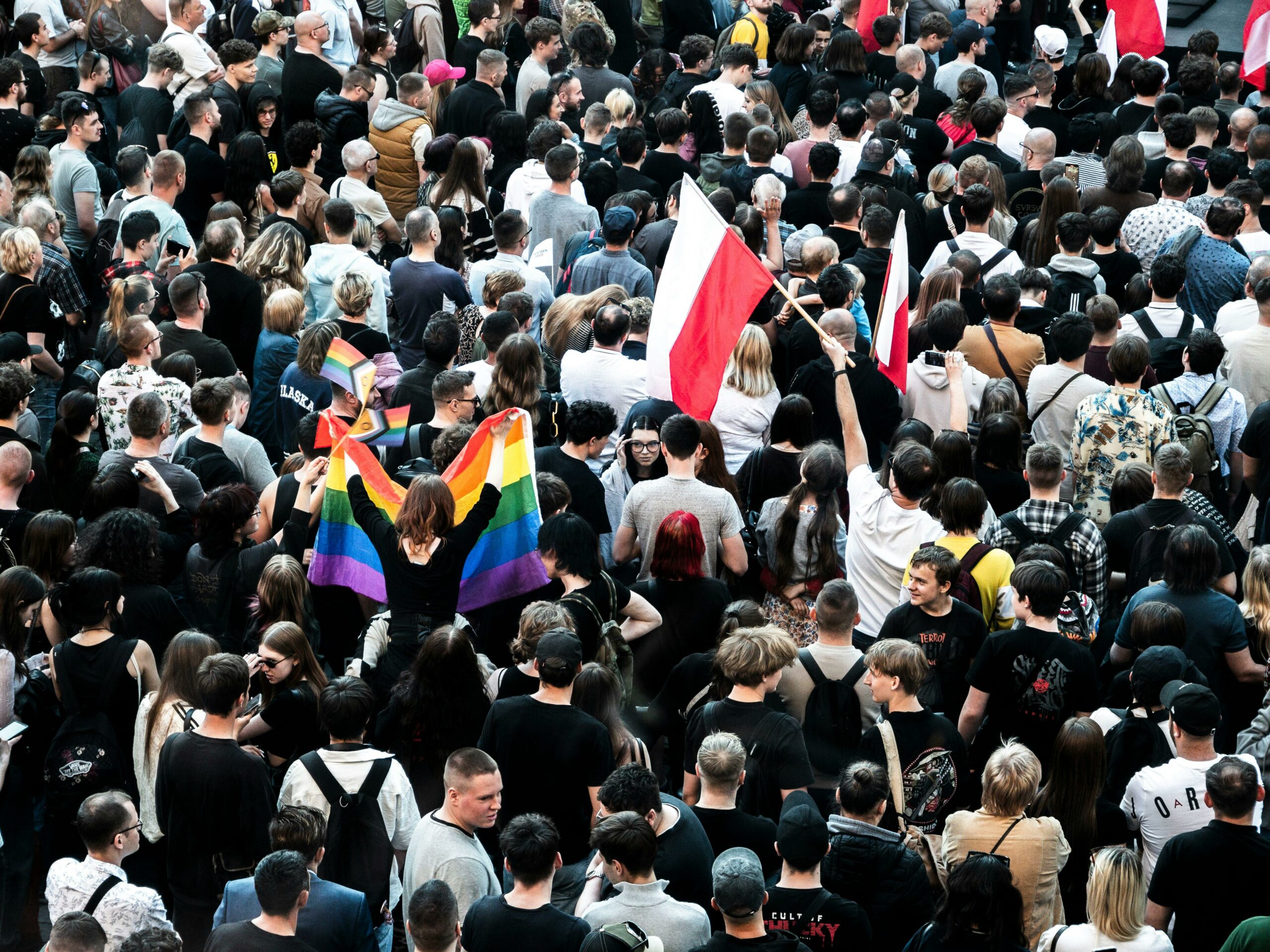 Queer Kinship on the Edge? Families of Choice in Poland 
